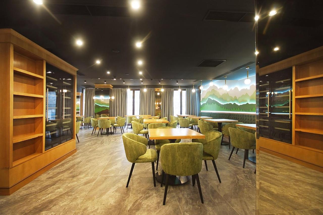 Complex Panoramic Hotel Slănic-Moldova Екстериор снимка