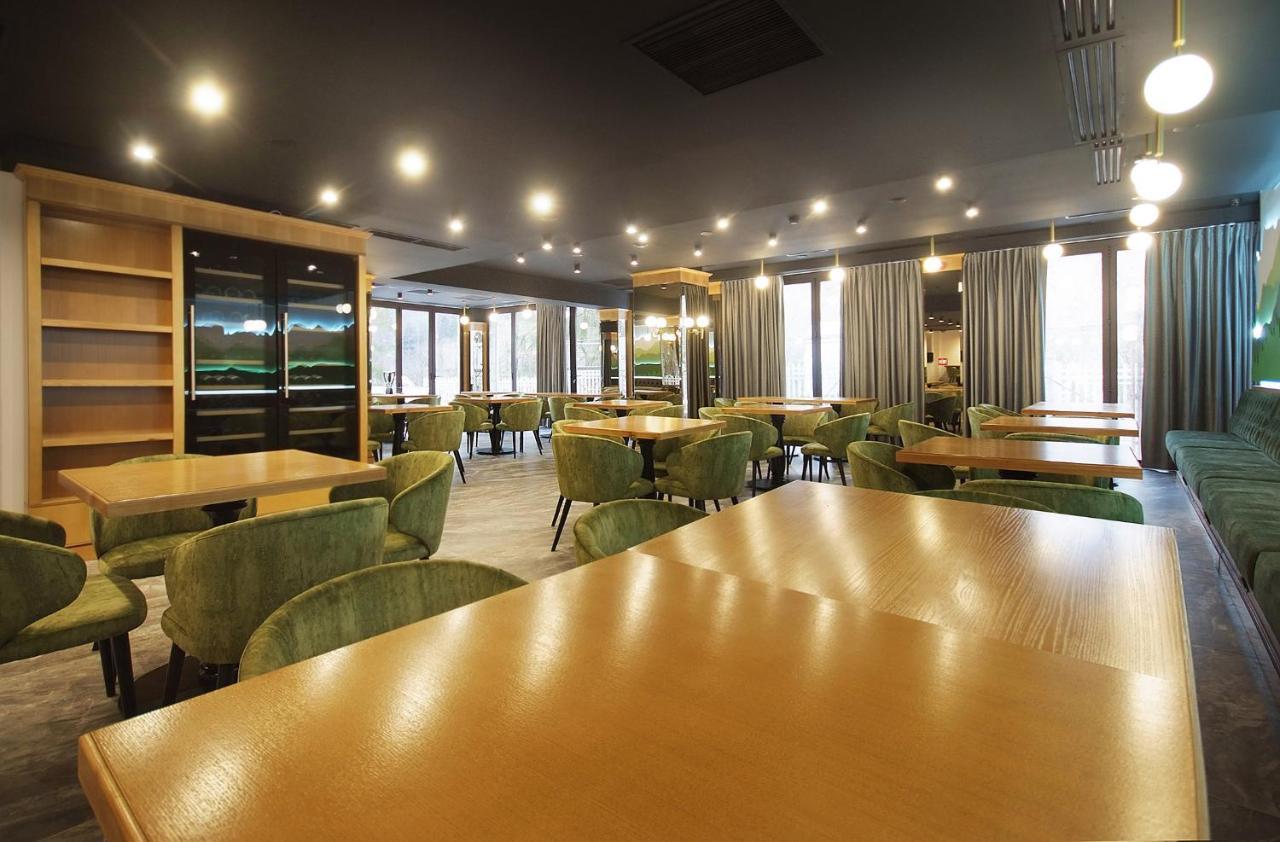Complex Panoramic Hotel Slănic-Moldova Екстериор снимка