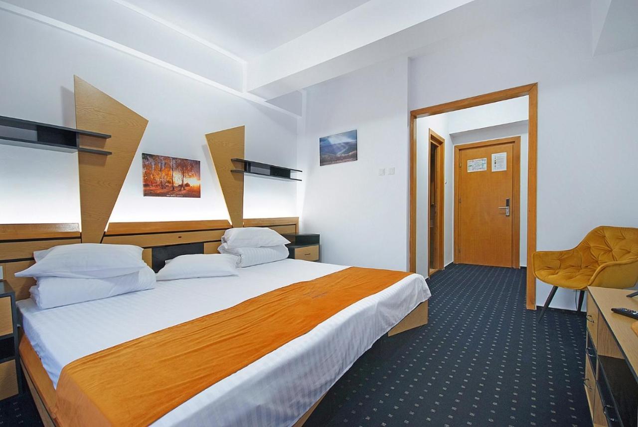 Complex Panoramic Hotel Slănic-Moldova Екстериор снимка