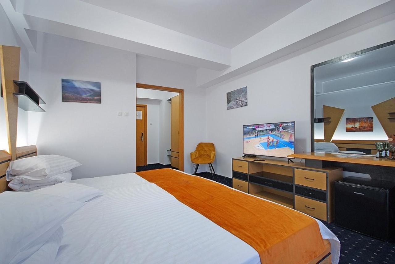 Complex Panoramic Hotel Slănic-Moldova Екстериор снимка